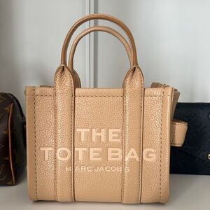 Marc Jacobs Beige Leather Tote